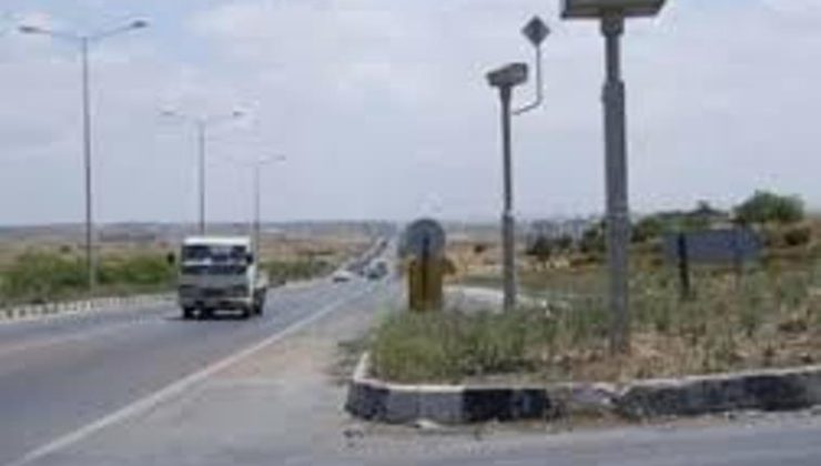 Girne Karaoğlanoğlu Caddesi, Kervansaray kavşağının batısındaki sabit görüntülü hız tespit kamerasının hız limitleri düşürülüyor