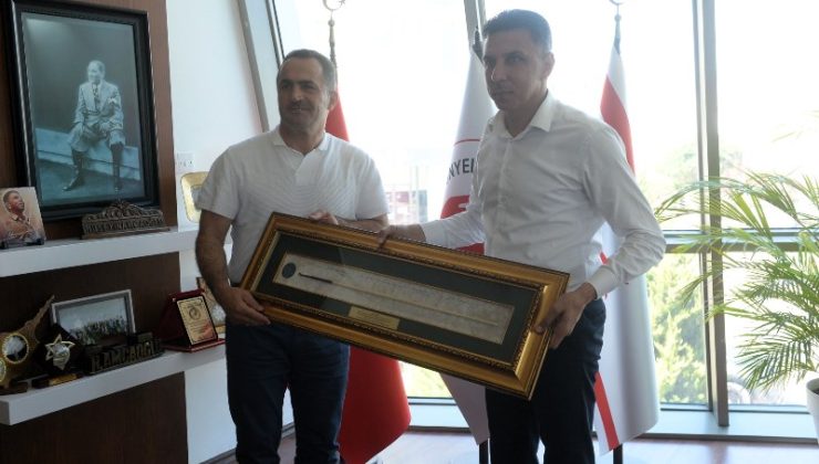 Amcaoğlu, Beyoğlu Belediye Başkanı Yıldız ile iş birlikleri konusunda anlaştı