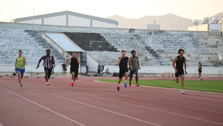 Atletizmde Federasyon Deneme Yarışı düzenlendi