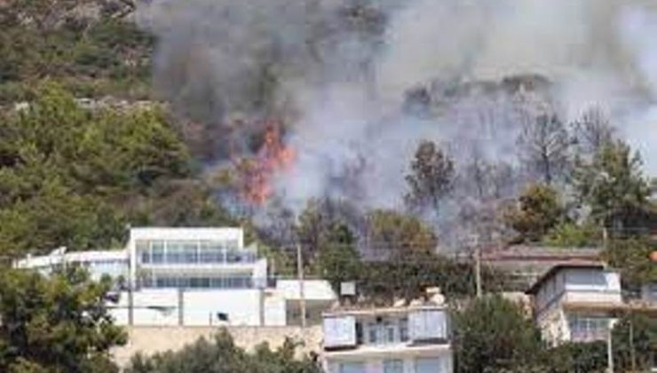 Alanya’da korkutan orman yangını: Yerleşim yerlerine yakın bölgede dumanlar yükseldi