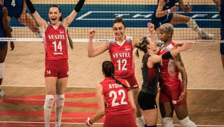 Filenin Sultanları yarı finalde! (Türkiye 3-0 İtalya)