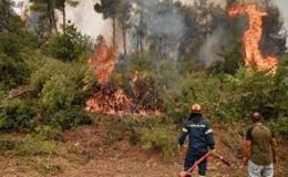 Yunanistan’da yangınlar son bulmuyor, Rodos, Korfu ve Eğriboz’da yangınlar devam ediyor