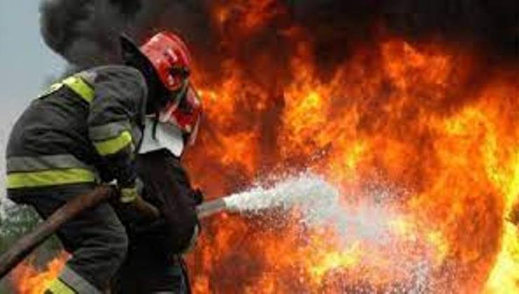 Mağusa’da Markette çıkan yangın spor mağazasına da sıçrayarak büyük hasara neden oldu