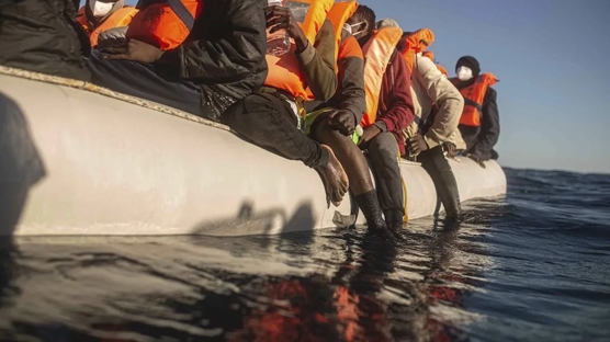 İtalya açıklarında göçmen teknesi battı 41 kişi hayatını kaybetti