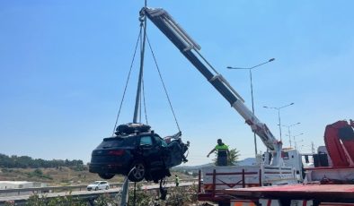 Lastiği patlayan TIR dehşet saçtı: İki gurbetçi yaşamını yitirdi