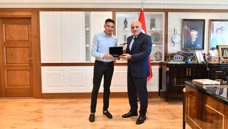 Amcaoğlu’ndan Trabzon Büyükşehir Belediyesi Başkanı Zorluoğlu’na ziyaret