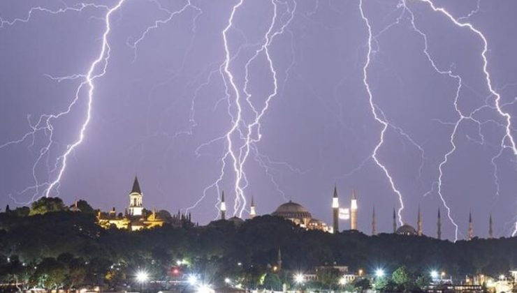 AKOM tarih vererek uyardı: İstanbul’da gök gürültülü sağanak bekleniyor