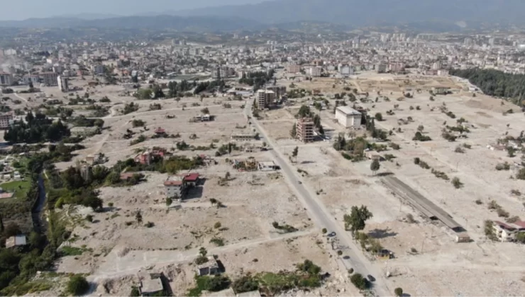 Hatay’da enkazın yüzde 77’si kaldırıldı, vatandaşlar evlerinin yerini tanıyamaz hale geldi