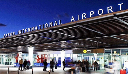 Baf Havaalanından sahte kimlikle Viyana ve Toulouse’a gitmek isteyen iki kişi yakalandı