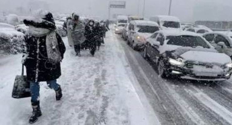 İstanbul’a 1991 Benzeri Bir Beyaz Kabus Yolda! Kar Sevenler Pamuk Gibi Olacak’