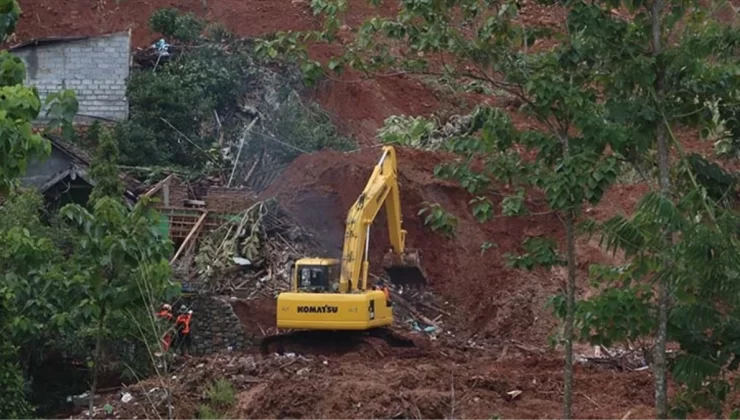 Papua Yeni Gine’de heyelan faciası! 100’den fazla kişi hayatını kaybetti