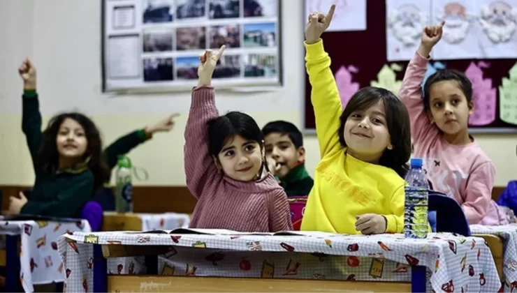 Türkiye’de Takvim belli oldu! Yeni eğitim-öğretim dönemi 9 Eylül’de başlayacak