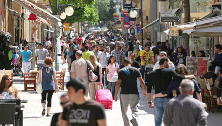 Kuzey’de nüfus yabancılaşırken, Güney’de yaşlanıyor