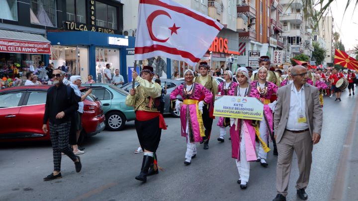 İskele Belediyesi Silifke’ye çıkartma yaptı