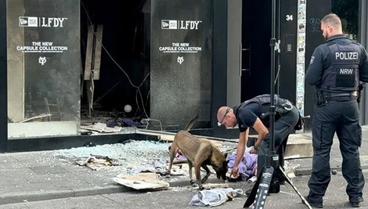 İki gün arayla ikinci kez patlama oldu! Saldırganın elindeki poşet dikkat çekti! Aranıyor!