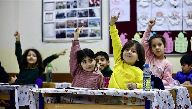 Milli Eğitim Bakanlığı’na bağlı devlet İlkokul, ortaokul ve liselerde ders zili bugün çalıyor