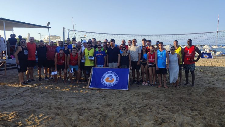 DAÜ OSMAN MARAŞLI PLAJ VOLEYBOL ANI TURNUVASI TAMAMLANDI