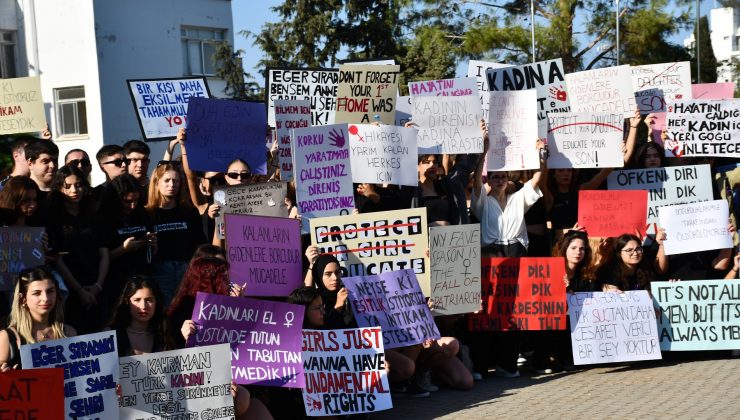 DAÜ’DE KADINA YÖNELİK ŞİDDETE KARŞI YÜRÜYÜŞ GERÇEKLEŞTİRİLDİ