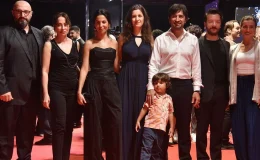 61’inci Antalya Altın Portakal Film Festivali: Kırmızı halıda ‘şıklık’ yarışı!