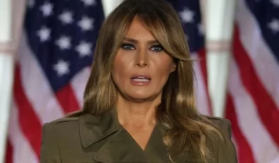 Rus devlet televizyonu Melania Trump’ın çıplak fotoğrafını yayınladı