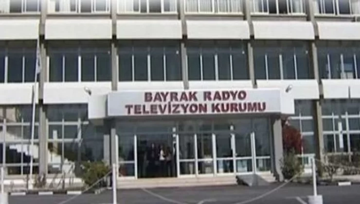 Meclis’te Fazilet Özdenefe’nin başkanlık seçiminin tekrarlansın çağrısı yaptığı sırada BRT yayını kesti