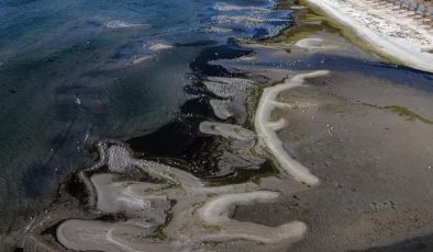 İstanbul’da korkutan görüntü: Deniz suyu çekildi