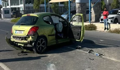 Lefkoşa-Güzelyurt Anayolu üzerinde meydana gelen trafik kazasında, 4 kişi yaralandı